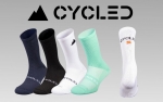 Foto de CYCLED muestra su colección de calcetines técnicos y funcionales para ciclistas exigentes