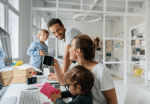 Foto de El ejemplo empieza en casa: el uso digital de los padres, clave en la educación tecnológica de los hijos