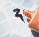 Foto de Incorporating tinted moisturizer into your skincare routine