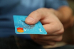Crecen las alternativas al pago en compras navideñas