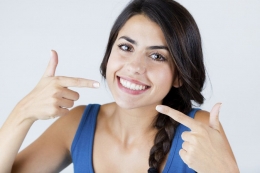 ¿Cómo mejora la ortodoncia invisible la calidad de vida? Salud y estética dental gracias a Invisalign