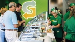Subway refresca su imagen en España