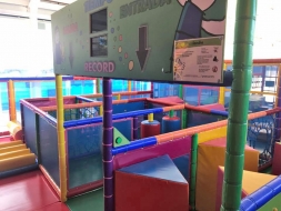 Icolandia instala un nuevo parque infantil de interior en Benidorm