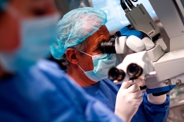 El Hospital Universitario Dexeus ofrece un nuevo servicio de oftalmología que incluye la atención de urgencias