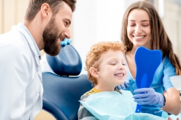 Clínica Den recuerda la importancia de la Odontopediatría en el Día Mundial de la Salud Bucodental