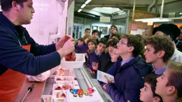 Una divertida clase para aprender a comer sano, según el gerente de la Venta Andrés