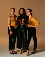 Chenoa vuelve a poner de moda los stilettos con su último single