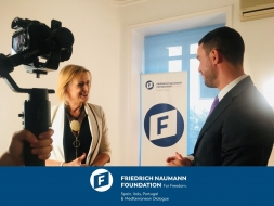 Fundación Friedrich Naumann por la Libertad presenta #FemaleFoward junto a Eva Díaz, directiva transexual