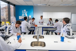 Cesur duplica el número de alumnos de FP dual en el último curso
