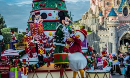 DISNEY: LOS CIERRES MÁGICOS DE CADA PARQUE