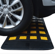 plastic speed bumps