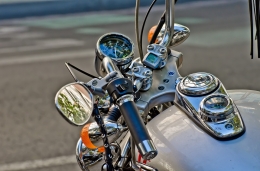 La primera moto voladora
