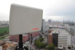 RADWIN lanza la novedosa solución Punto a Multipunto RW5000 JET con Beamforming inteligente