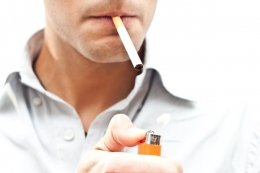 Descubre en cuáles profesiones se fuma más