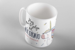 Llega la revolución al mercado de las tazas de regalo. Inserta un video o fotos a tu regalo.