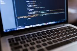 Desarrollo de software a medida: tips para elegir tu equipo ideal.