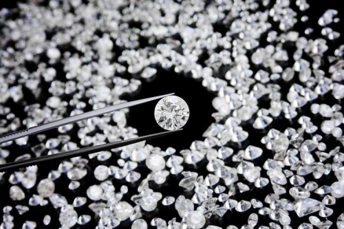 Detalles a tener en cuenta a la hora de vender diamantes