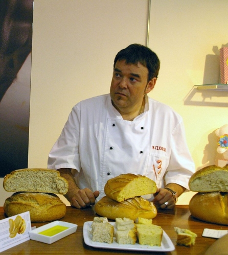 Taller y cata de pan con Eduardo Bizkarra en Azkuna Zentroa de Bilbao