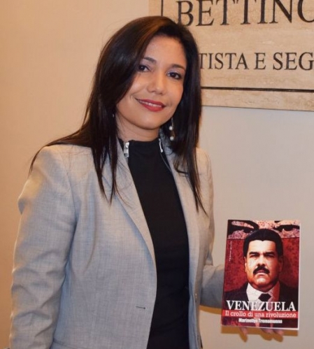 Marinellys Tremamunno publicó en Italia el libro 'Venezuela: el colapso de una revolución'