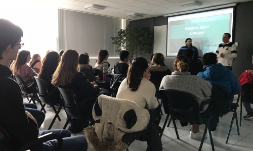 Alumnos de bachillerato visitan SPYRO en el marco del Foro de la Experiencia de Formación Profesional