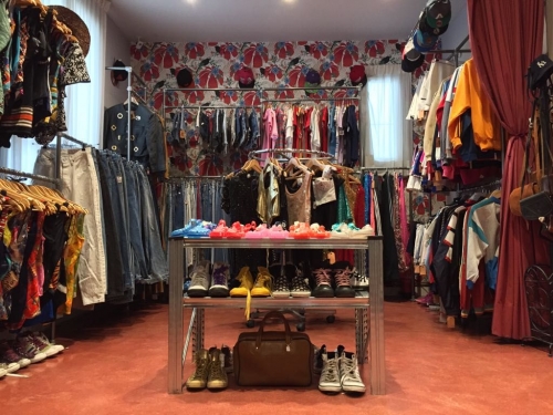 Magpie, la tienda vintage más mítica de Madrid, cumple diez años 