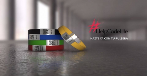 ¿Una pulsera puede socorrerle en caso de emergencia? El poder de los códigos QR