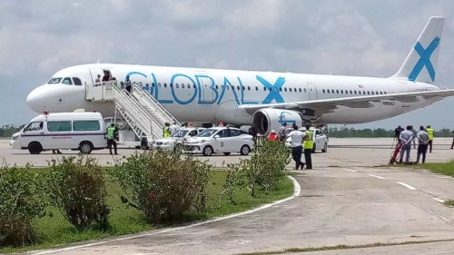 EEUU devuelve a 89 cubanos en vuelo de deportación