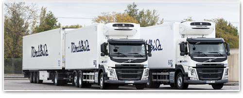 Montfrisa, primer cliente de Volvo en España que incorpora a su flota 4 megacamiones. 