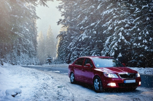 Coche congelado en inviernos