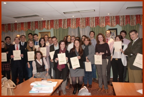 Becas de Estudio destinadas a jóvenes para formarse en Urbanismo que concede la Asociación de Abogados Urbanistas
