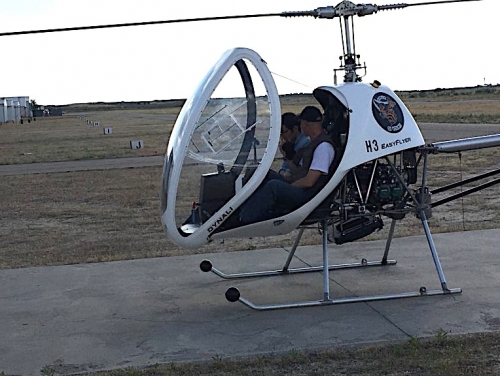 Los cielos españoles estrenan los vuelos del helicóptero Dynali H3, pionero en España