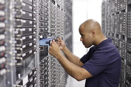 Hosting web, la herramienta que se adapta a tus planes en la red