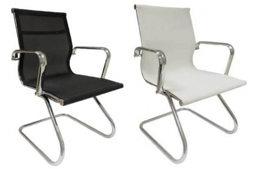 La silla confidencial Berlín está tapizada con malla resistente para ser más confortable