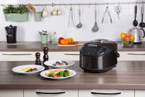 ¡REDMOND SkyCooker RMC-M800S-Е – el robot de cocina único