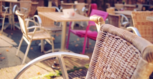 ¿Qué tipo de mesa elegir para tu terraza?