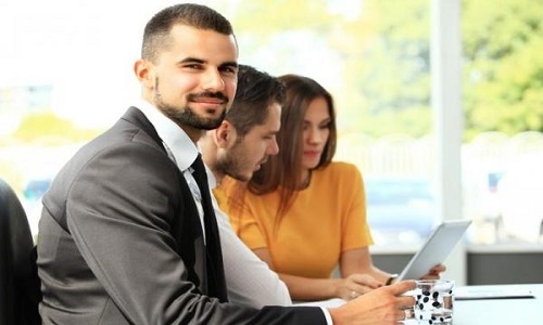 Cinco trabajos que realizan actualmente los licenciados en dirección de empresas