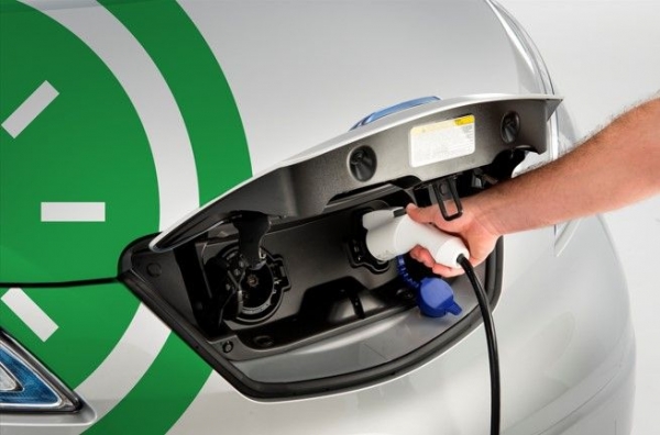 Seis consejos para sacar el mejor partido al vehículo eléctrico durante las vacaciones