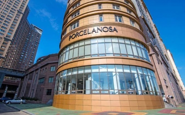 Dermo cierra un acuerdo de colaboración con Porcelanosa Grupo