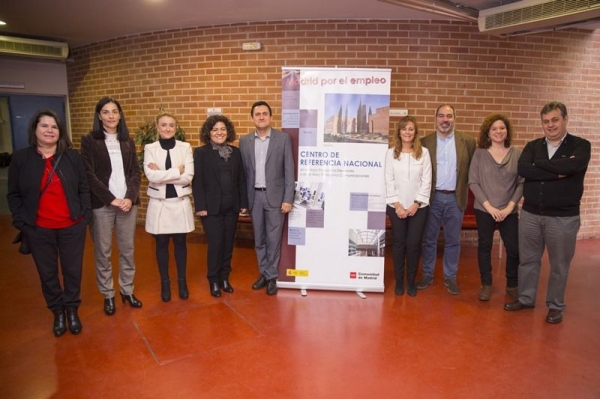 Comunidad de Madrid, expertos en formación y agentes sociales debaten el futuro profesional del sector TIC