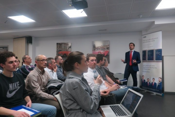 Admiral Markets organiza dos sesiones gratuitas de trading en vivo en Vigo y A Coruña 
