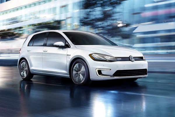 Swipcar acerca los coches ECO al renting de profesionales y particulares