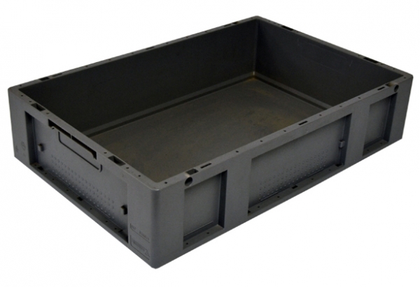 Cajas de plástico usadas en liquidación
