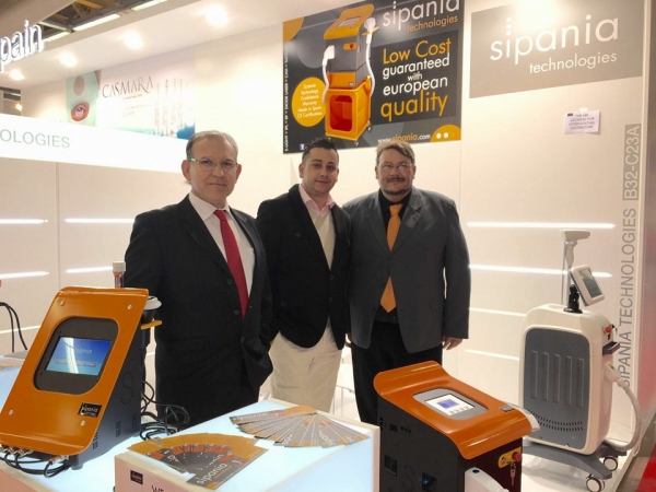 Sipania Technologies presenta en Hong Kong del 16 al 18 de noviembre de 2.016 en el COSMOPROF  aparatologia médico-estet