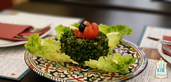 Comer aperitivos árabes en Sevilla
