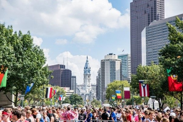 Philadelphia Convention &amp; Visitors Bureau recomienda visitar la ciudad de Filadelfia por su historia y eventos