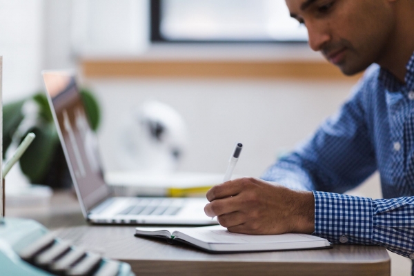 La gratitud en el lugar de trabajo: cómo fomentar una cultura de agradecimiento