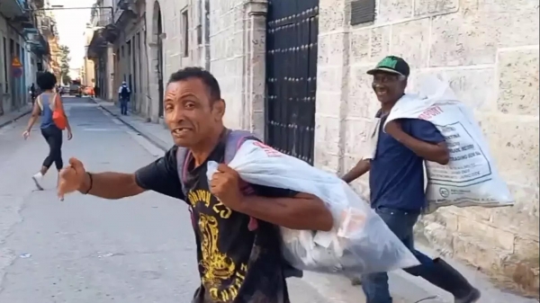 Recorriendo La Habana Vieja: Miseria a la vista  / Video Reportaje