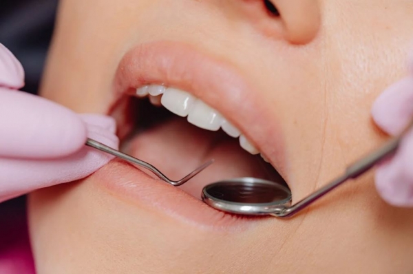 Por qué elegir la Clínica Dental Pérez Ballesteros para tus tratamientos de odontología estética en Salamanca