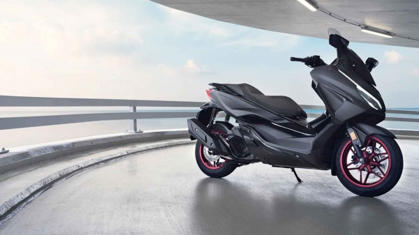 ¿Por qué la Honda Forza 125 es uno de los mejores scooters para ciudad?
