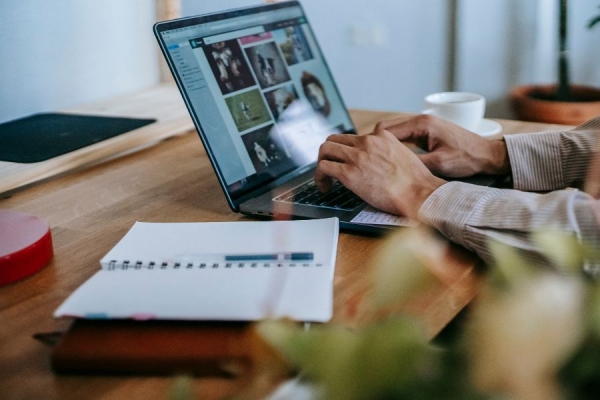 La importancia de la formación en limpieza profesional: una clave para el empleo y la seguridad
